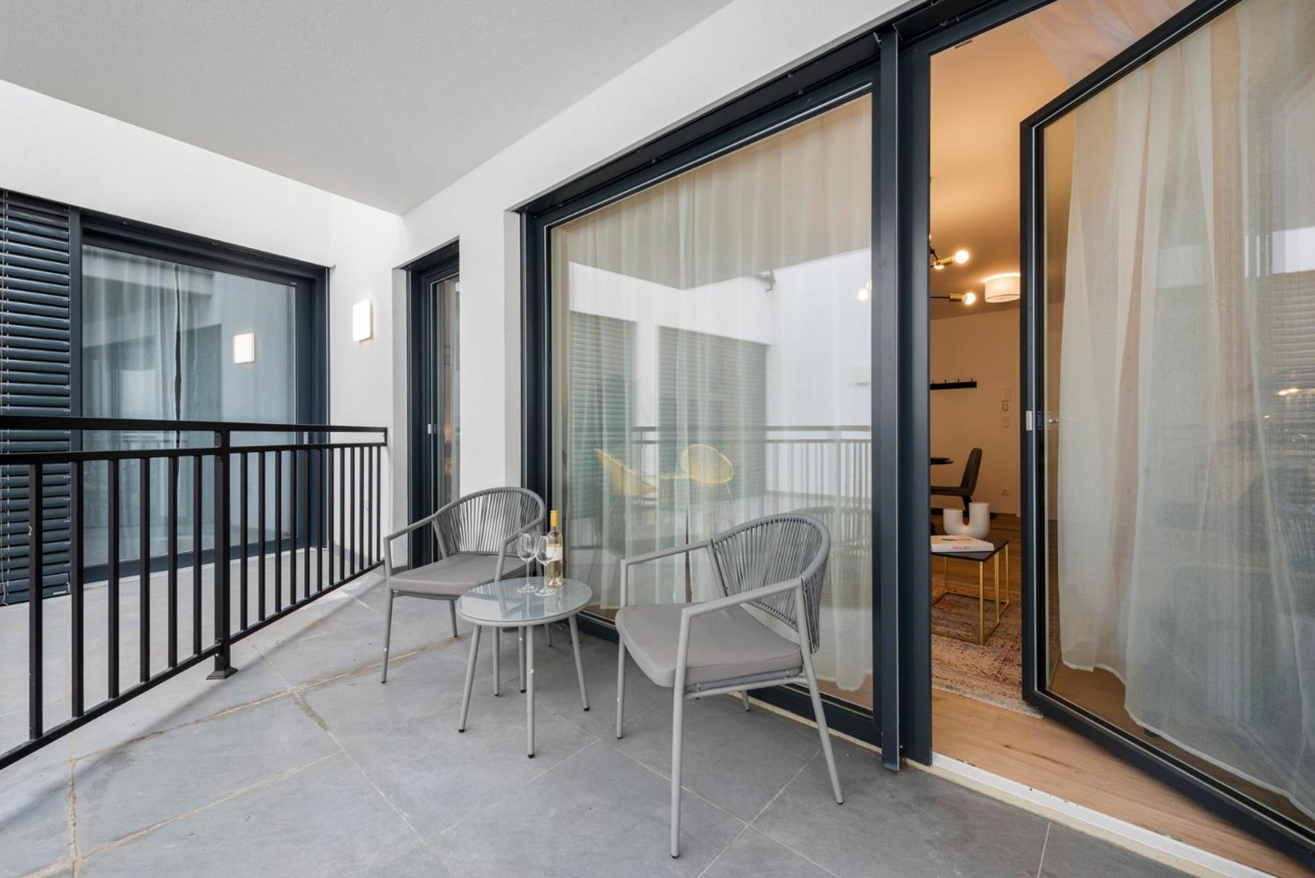 Superior One-Bedroom Apartment Balcony
