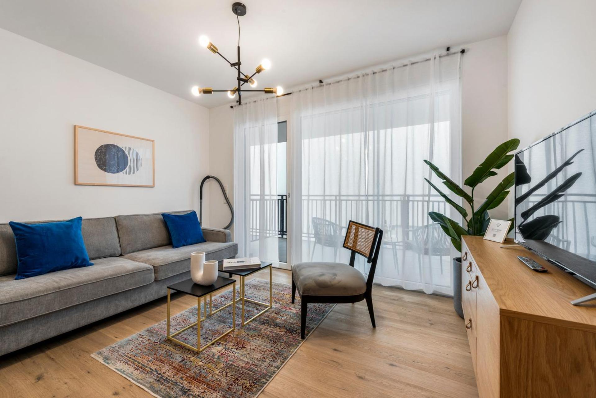 Superior One-Bedroom Apartment Balcony